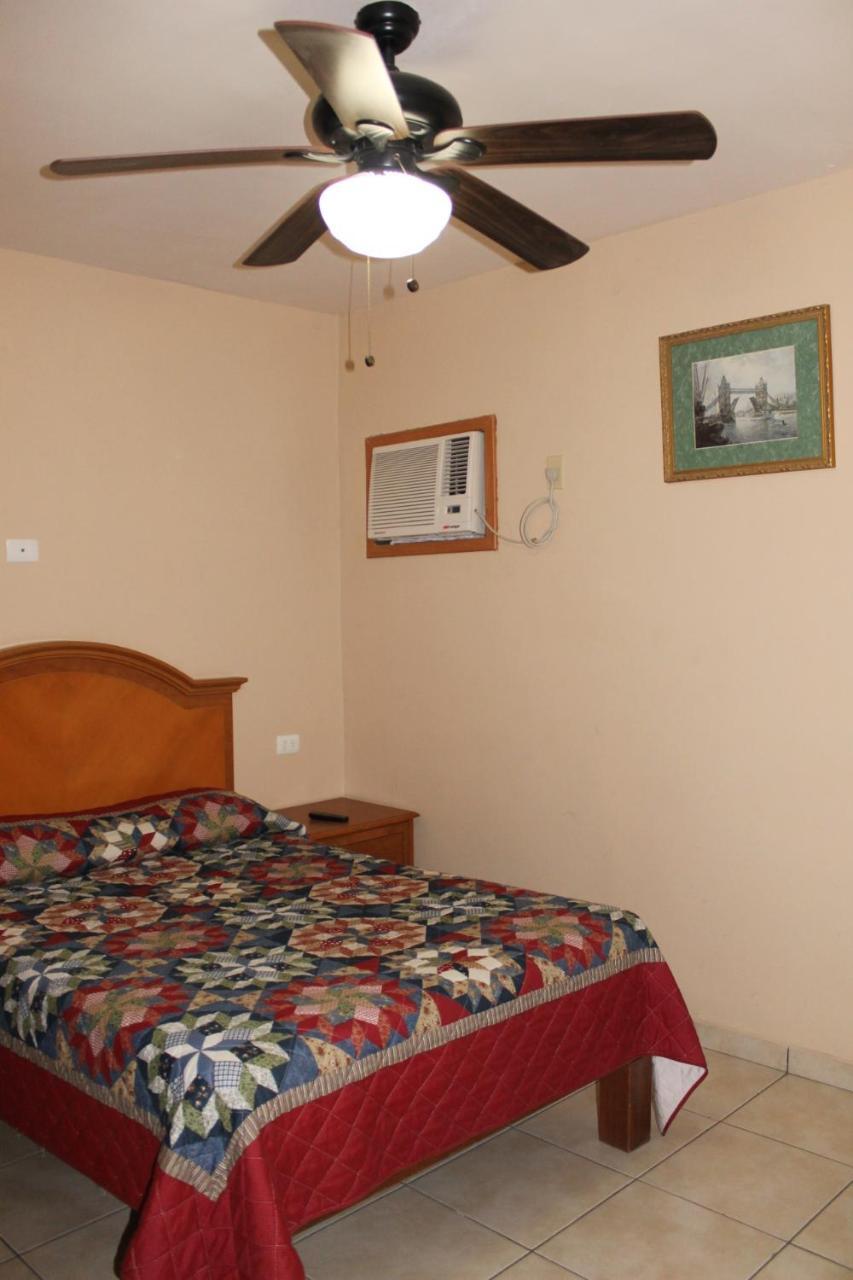 El Ejecutivo Aparthotel Ciudad Obregón Esterno foto